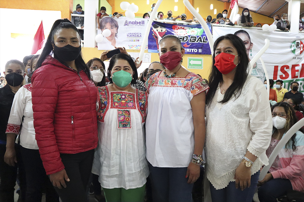 Respalda Blanca Águila Lima y RED BAL, proyecto de Isela Suárez Flores en Chiautempan