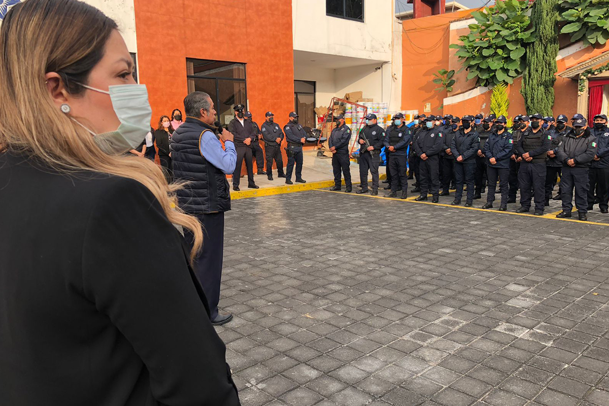 Encabezan autoridades correspondientes reunión con elementos de la policía capitalina