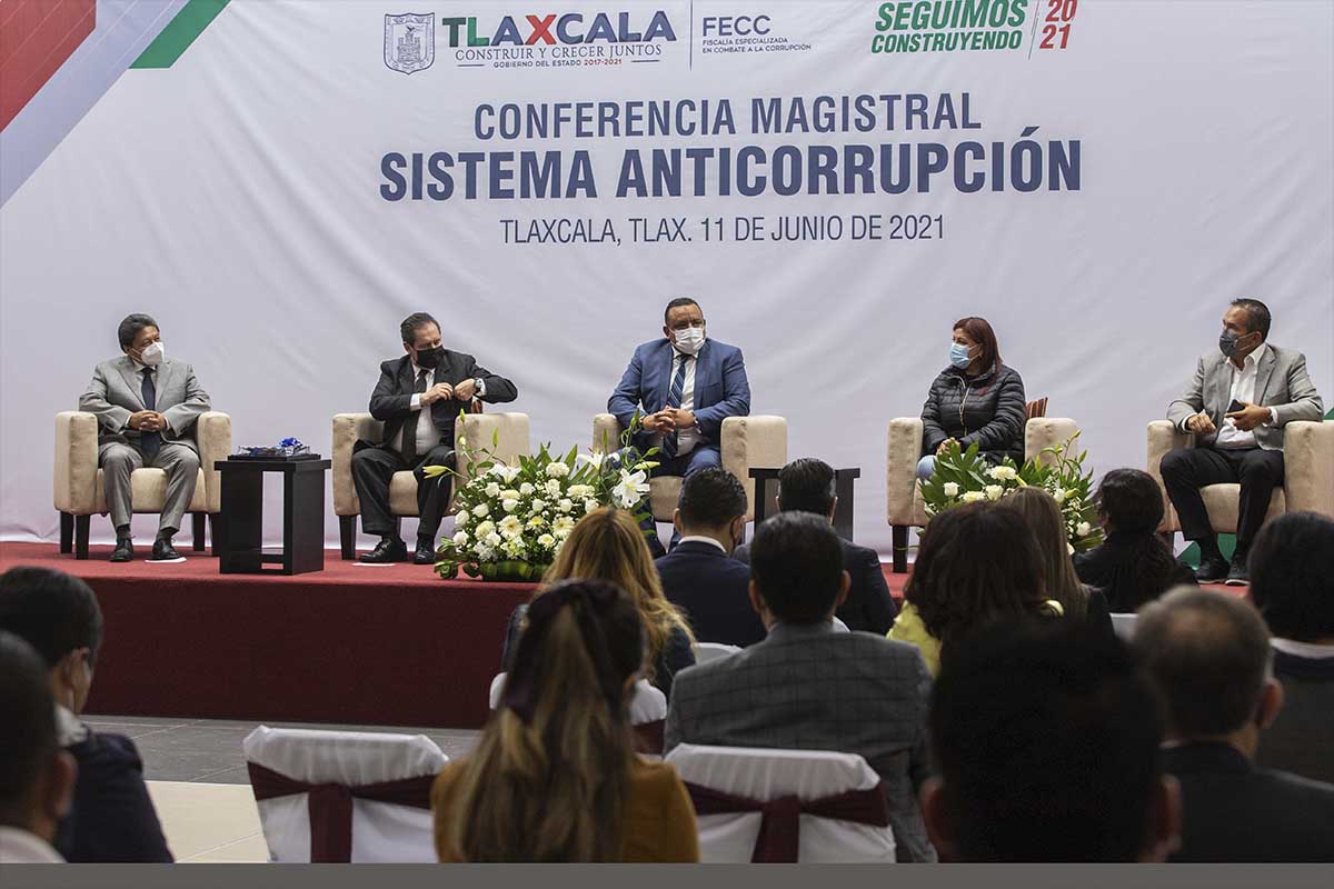 Sensibiliza FECC a servidores públicos sobre sistema anticorrupción