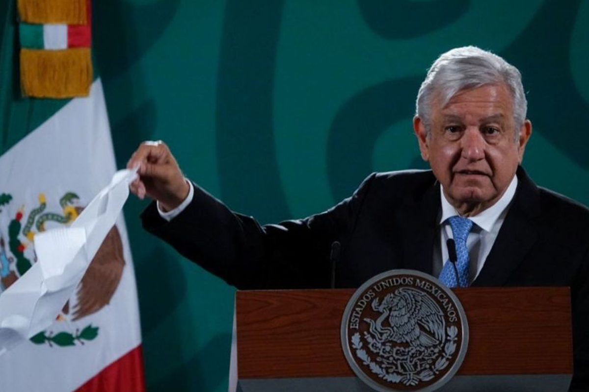 “No deben existir autodefensas”; la seguridad corresponde al Estado: AMLO