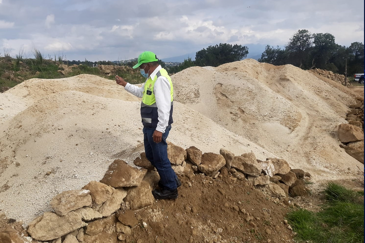 Hundimiento de terreno en Xalostoc, sin riesgo para la población: CEPC