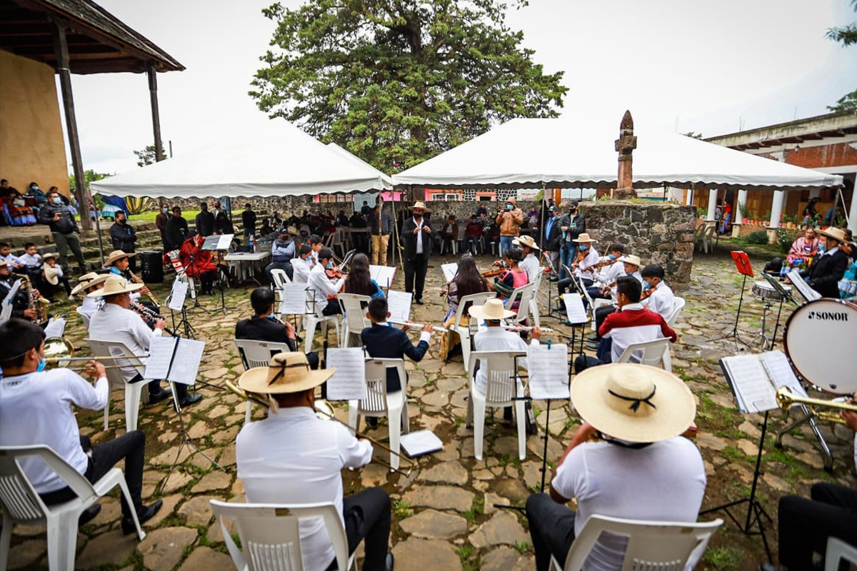 Semilleros creativos de Michoacán realizan encuentro cultural en Nurio