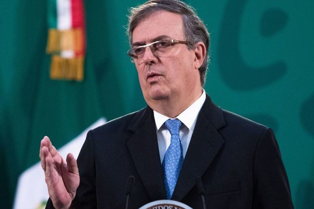 Ebrard confirma que va por presidencia en 2024 y agradece a AMLO el considerarle
