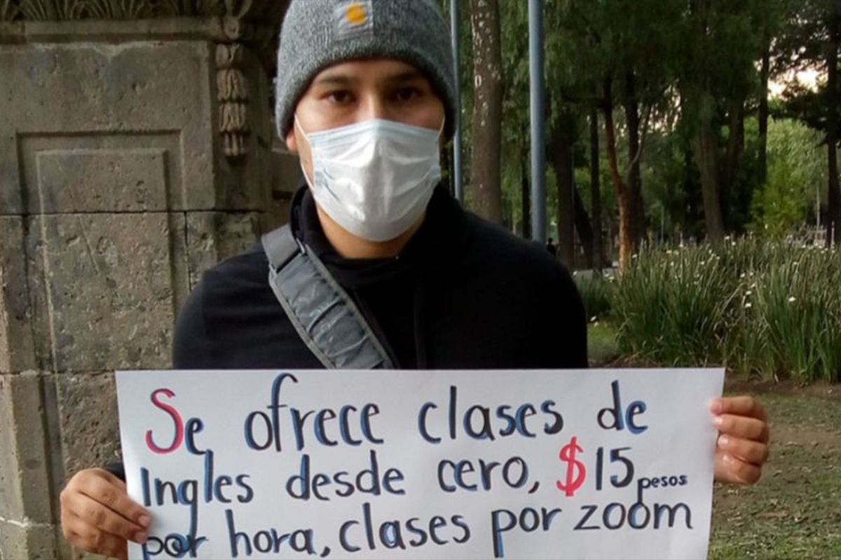 Maestro de inglés ofrece clases a 15 pesos tras quedarse sin trabajo por la pandemia