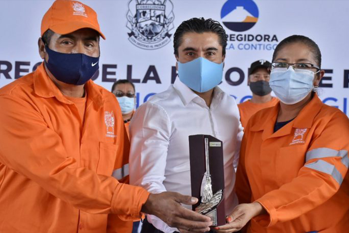 Obtiene Corregidora premio internacional «Escoba de Platino»
