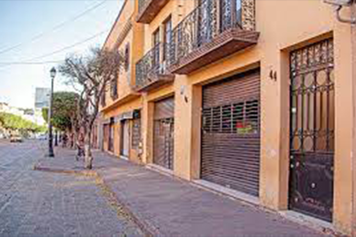 Nuevo encierro causará pérdida de 5 mil negocios en Querétaro