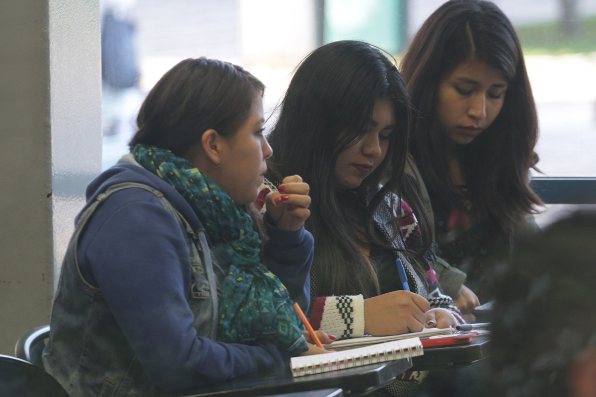 Jóvenes Escribiendo el Futuro: Así puedes solicitar la beca de 4 mil 800 pesos bimestrales