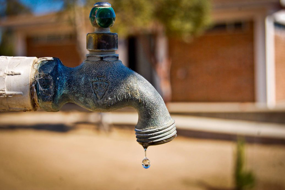 Más de la mitad del territorio oaxaqueño sufre escasez de agua; limita freno a transmisión de COVID-19