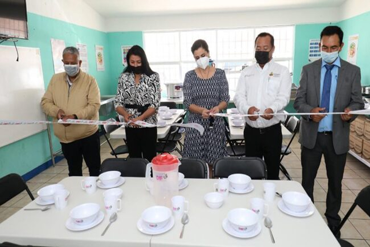 Invierte SEDIF cerca de 3 mdp en equipamiento completo para espacios de alimentación en el estado de Zacatecas