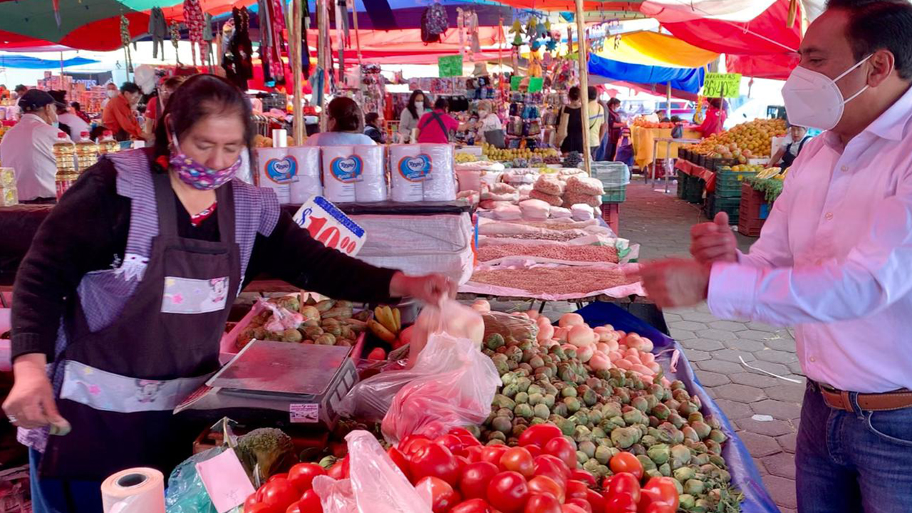 Emite Ayuntamiento de Tlaxcala nuevas disposiciones de salud en el tianguis sabatino de la capital