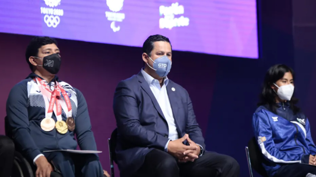 Reconocen la Grandeza de los deportistas guanajuatenses
