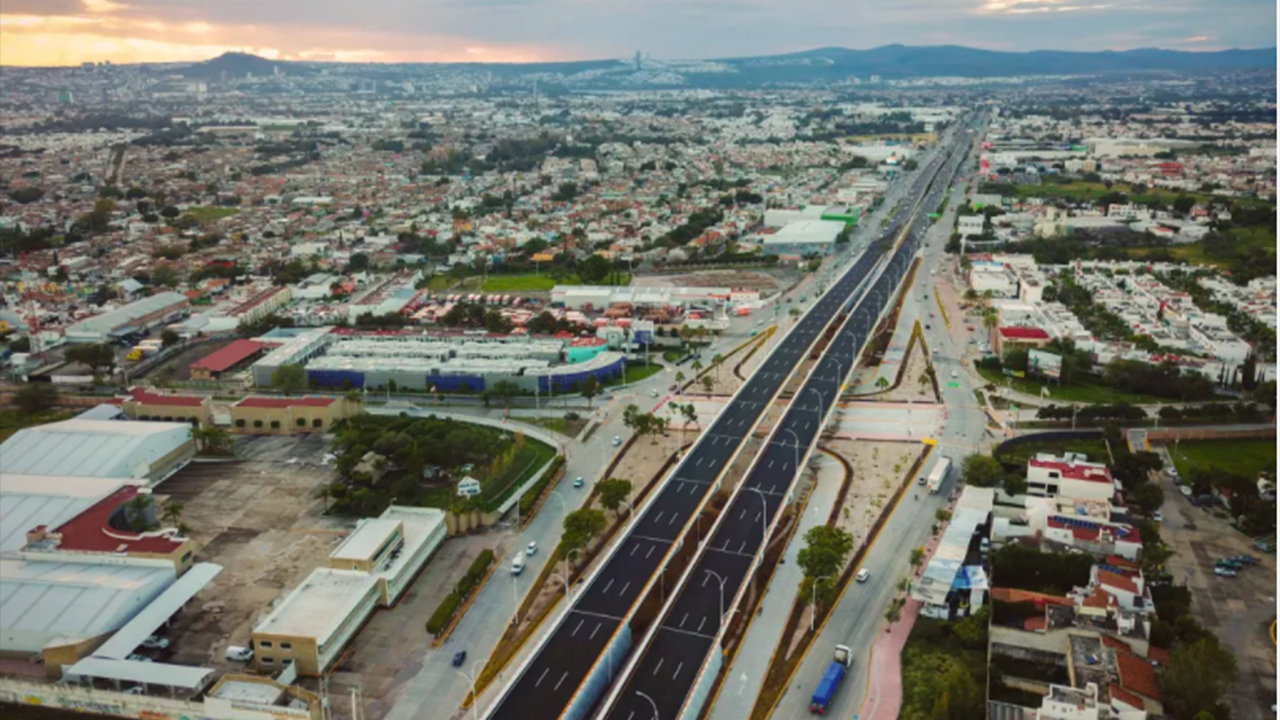Inaugura Gobernador de Guanajuato el Puente Vehicular Hilario Medina