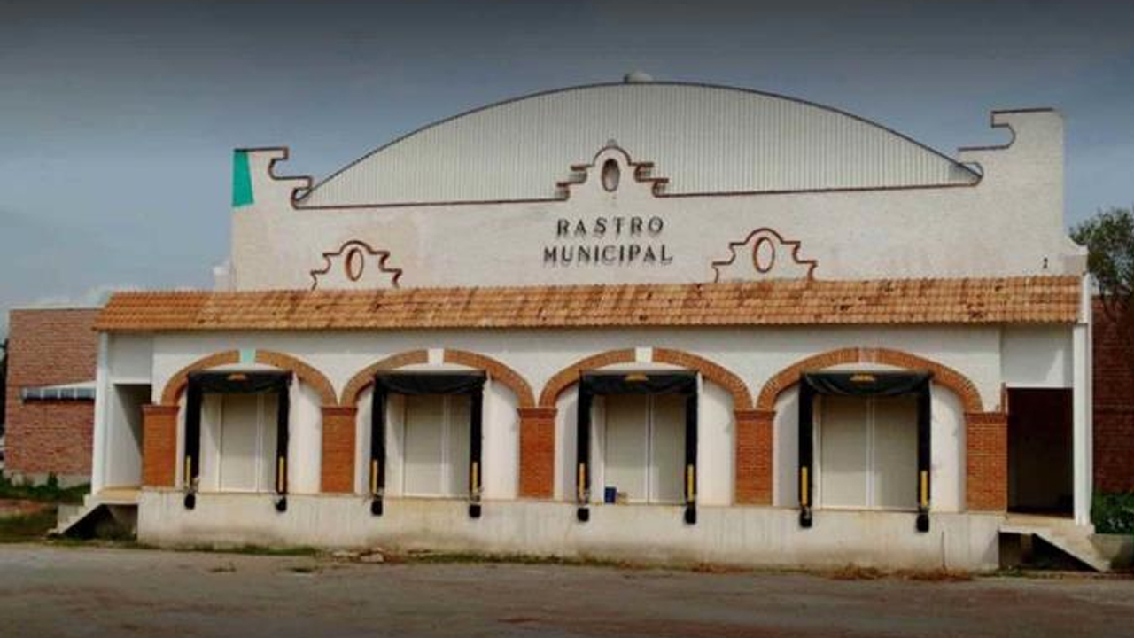 Desde hace un año operan rastro de Pachuca sin permiso, pide edil desalojarlo