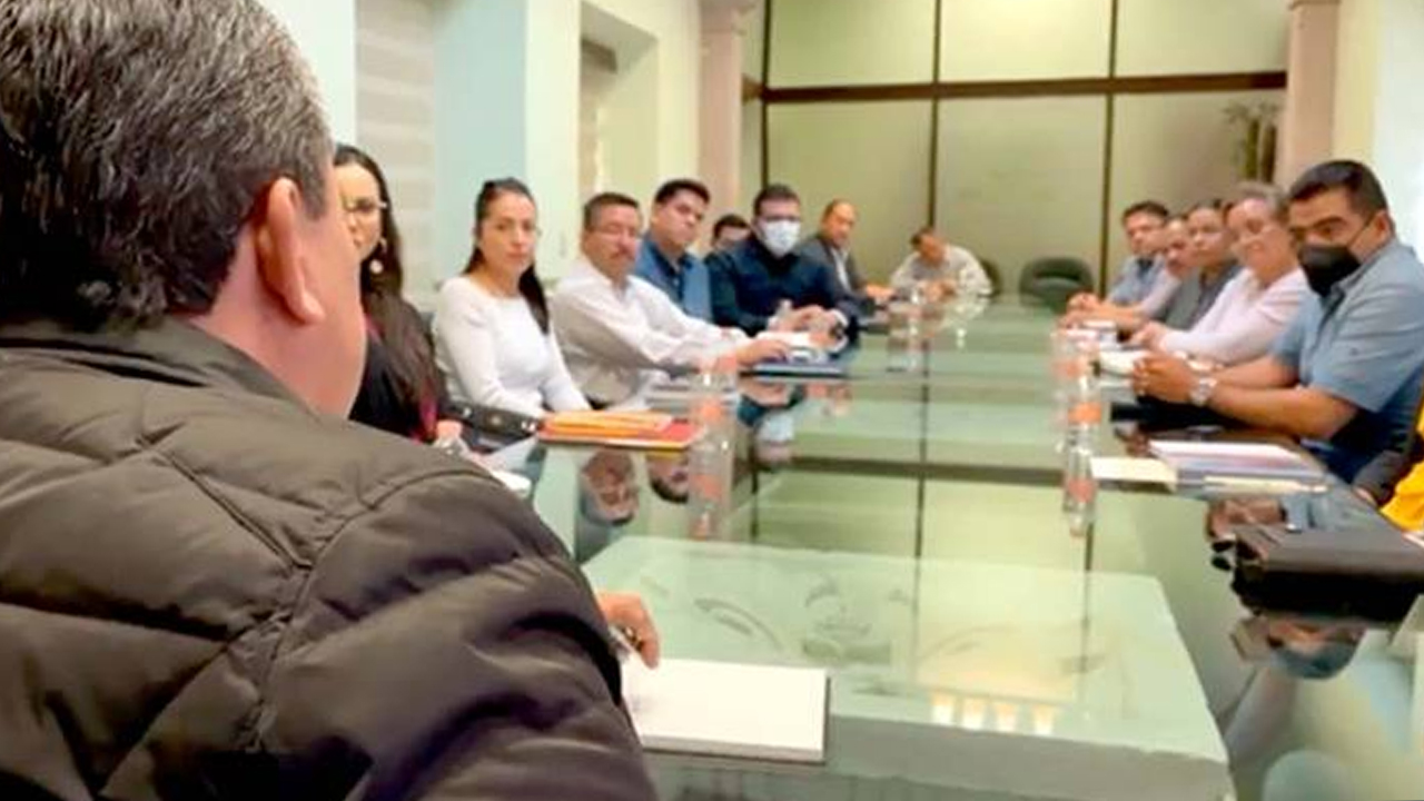 Regaña David Monreal a su gabinete en Zacatecas