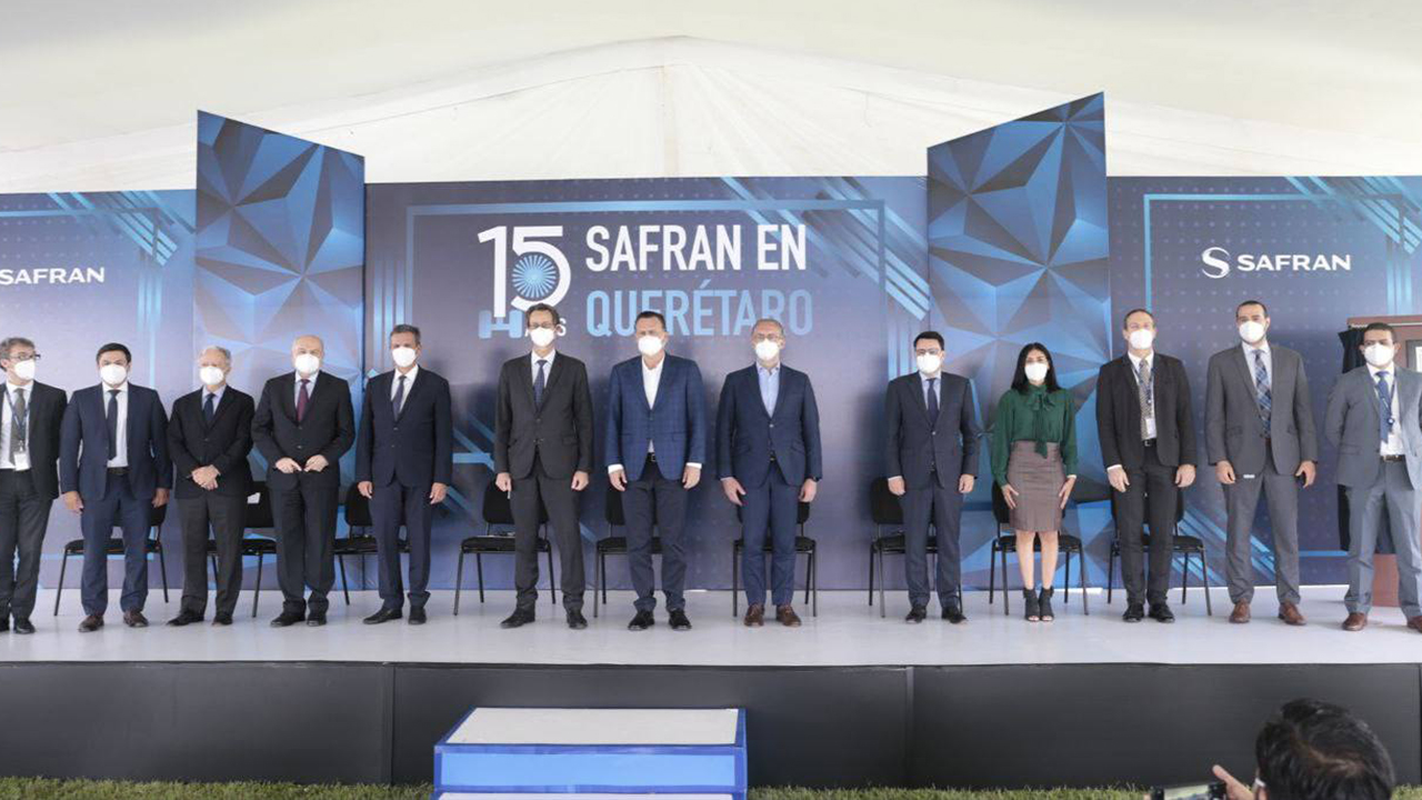 Preside Mauricio Kuri conmemoración del XV aniversario de Safran en Querétaro