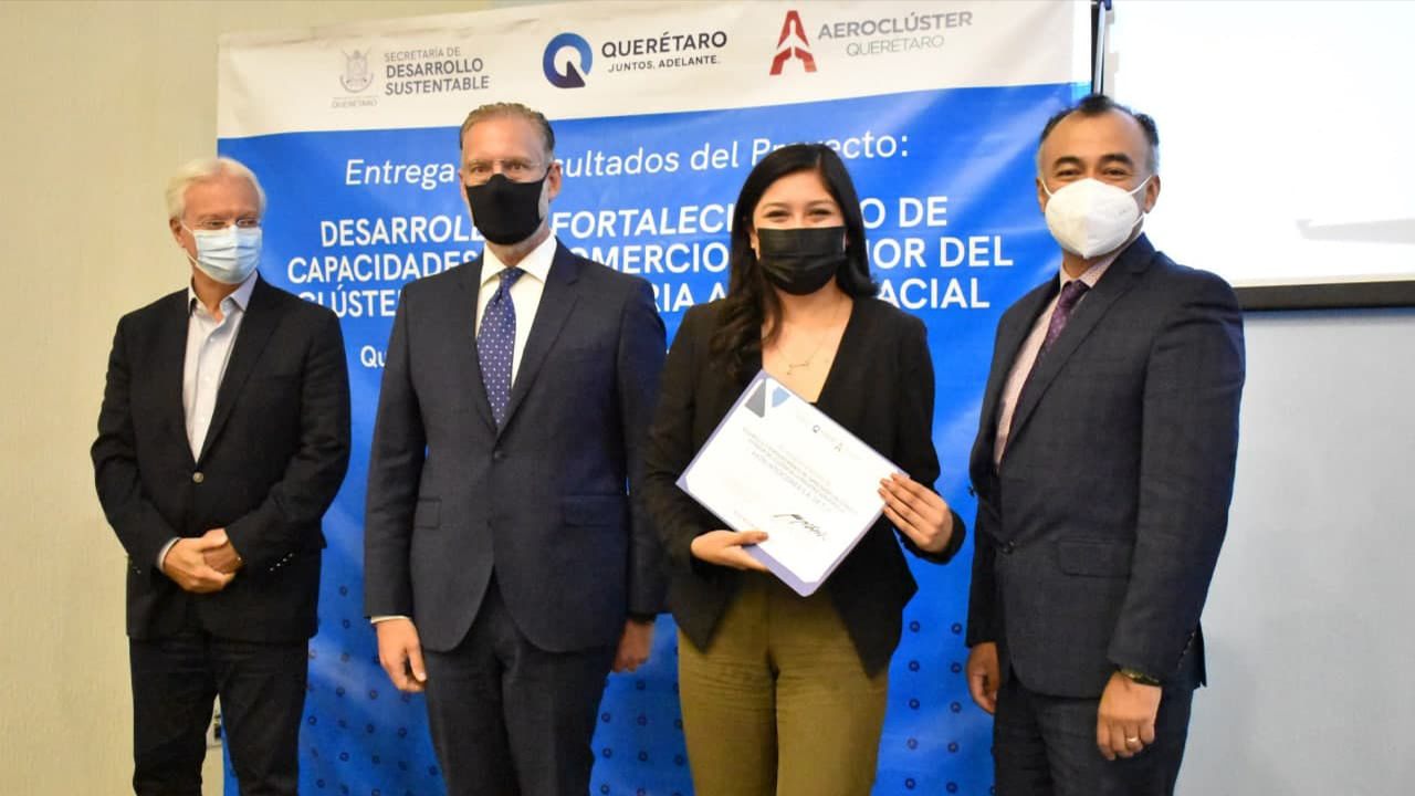 SEDESU y Aeroclúster fortalecen a empresas aeronáuticas