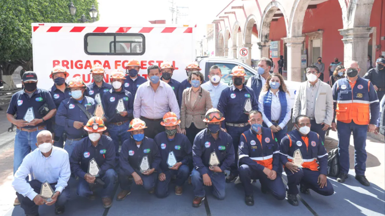 Reconoce Gobernador labor de la Brigada Estatal de Combate a Incendios Forestales