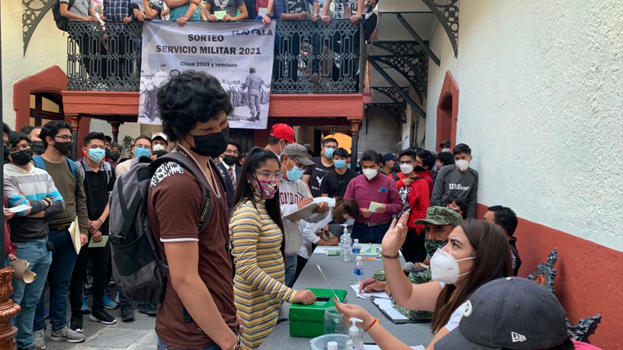 Realizan con éxito sorteo del Servicio Militar Nacional en Tlaxcala Capital