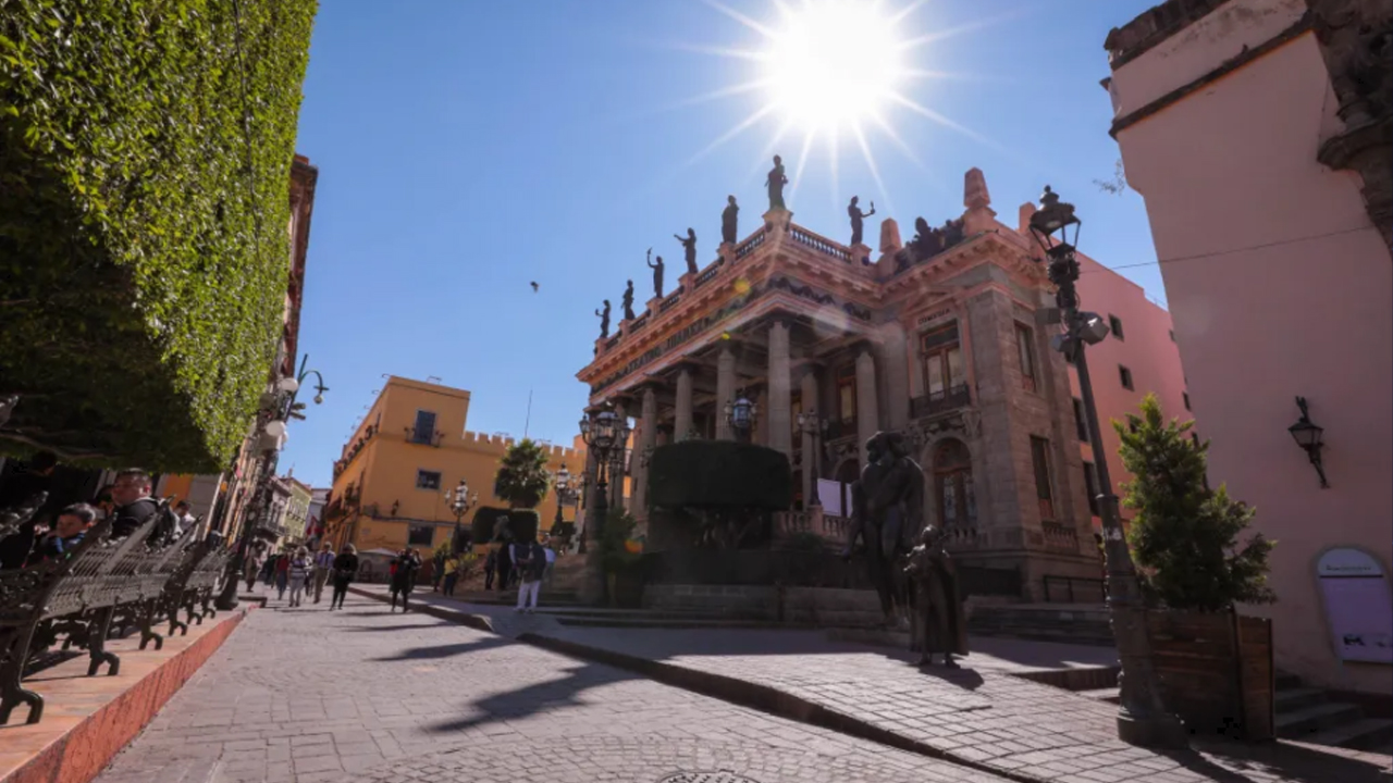 Presentan proyecto de rehabilitación del Teatro Juárez