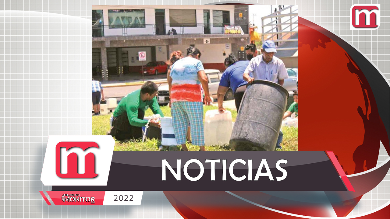 Llegan a golpes por agua en Nuevo León; la recolectan de aspersores de parques