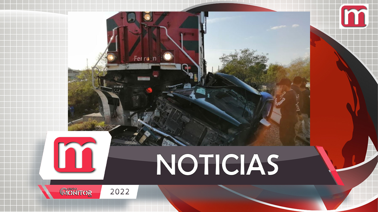 Mujer intenta ganarle paso al tren en Nuevo León y se accidenta; mueren 2 menores