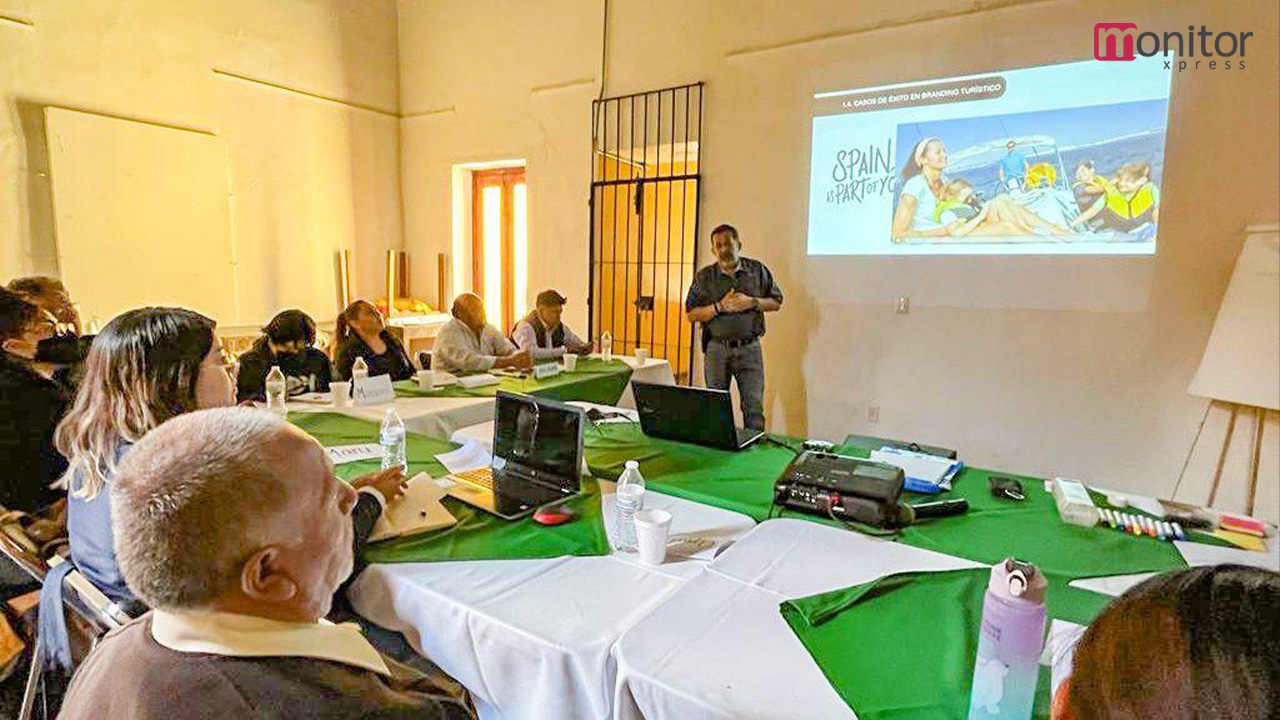 Presenta ayuntamiento de Huamantla agenda de cursos para prestadores de servicios turísticos