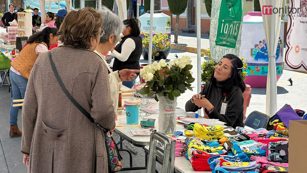 Realiza ayuntamiento de Huamantla gran “expo venta de emprendedoras”