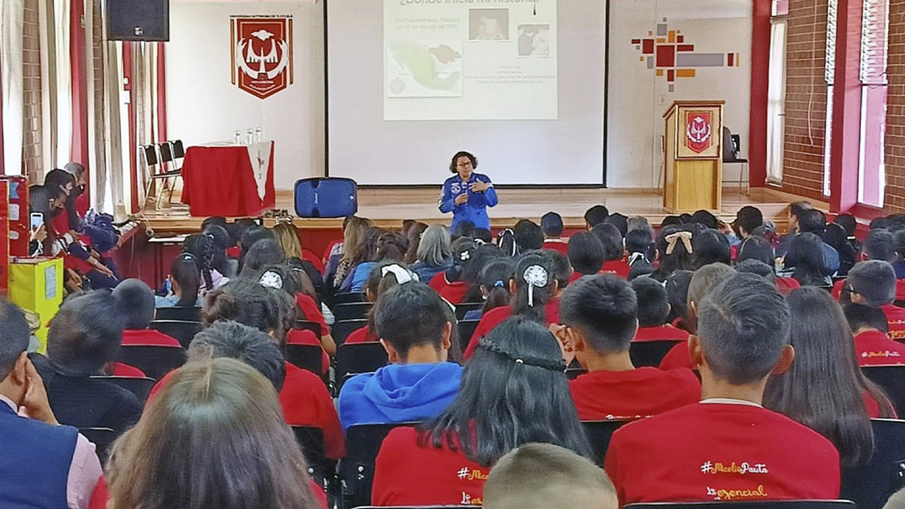 Recibió UATx feria de ciencia para infantes