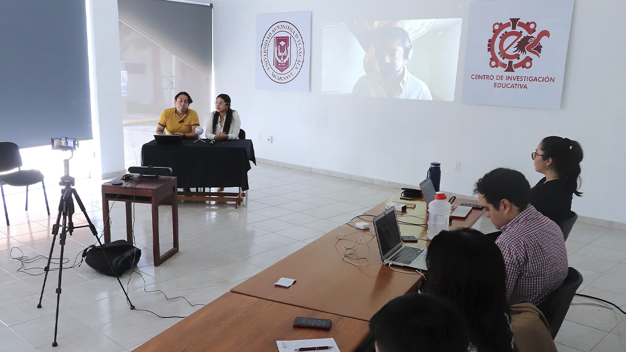 Hablaron en UATx acerca de la inteligencia artificial en la educación