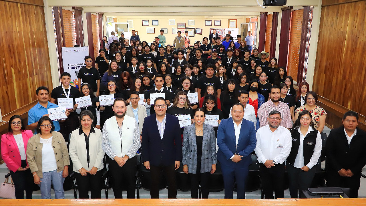 Estudiantes de la UATx formarán parte del mundial de voleibol de playa.