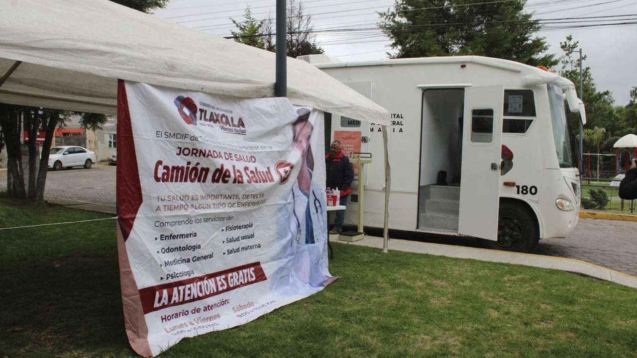 El Camión de la Salud sigue su recorrido por Tlaxcala Capital