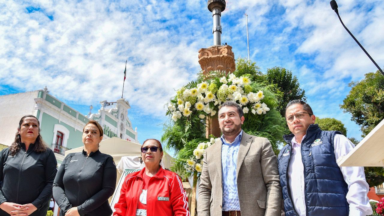 Conmemora ayuntamiento de Huamantla 55 aniversario del paso del fuego olímpico