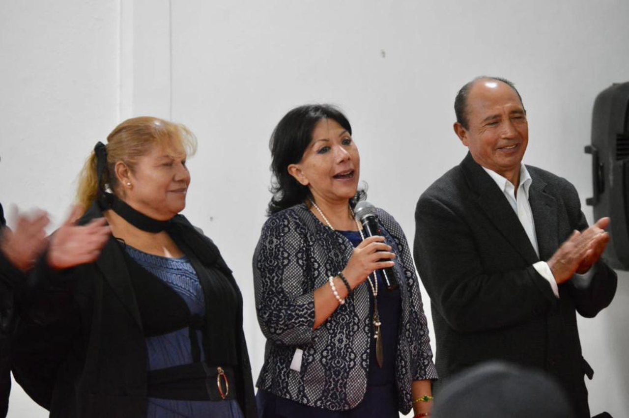 Estructura de Evengelina Paredes y Bernardino Palacios se adhiere al PRI