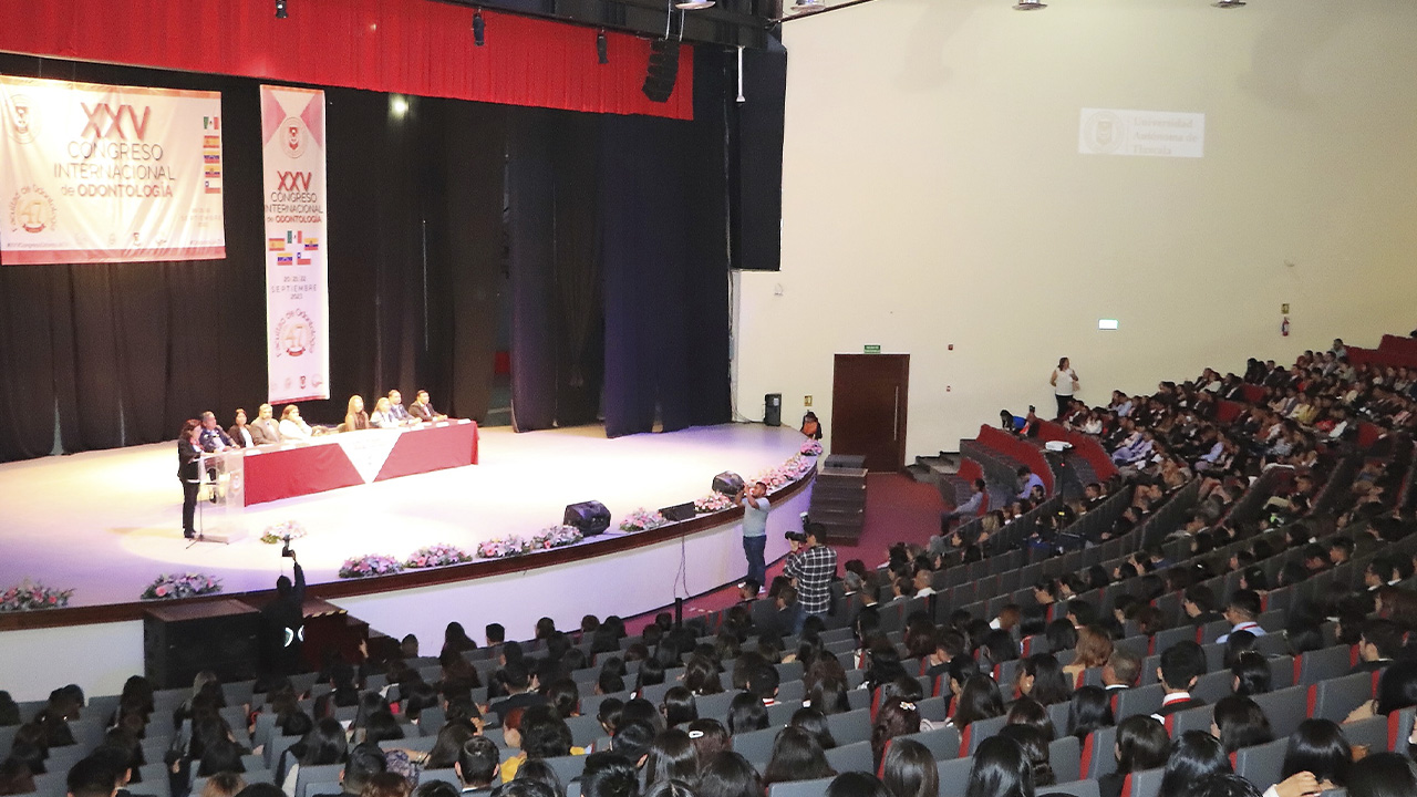 Pone en marcha UATx XXV Congreso Internacional de Odontología