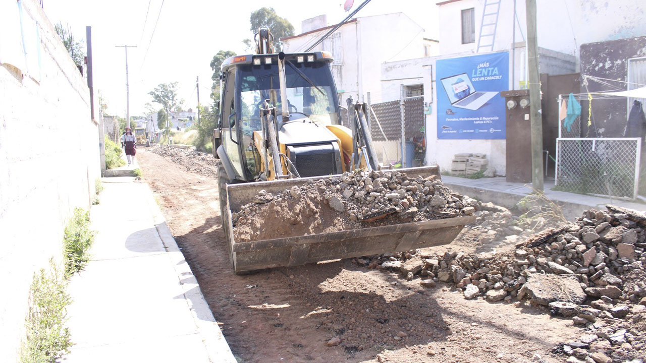 Rehabilita Ayuntamiento de Tlaxcala calles en la colonia la Joya