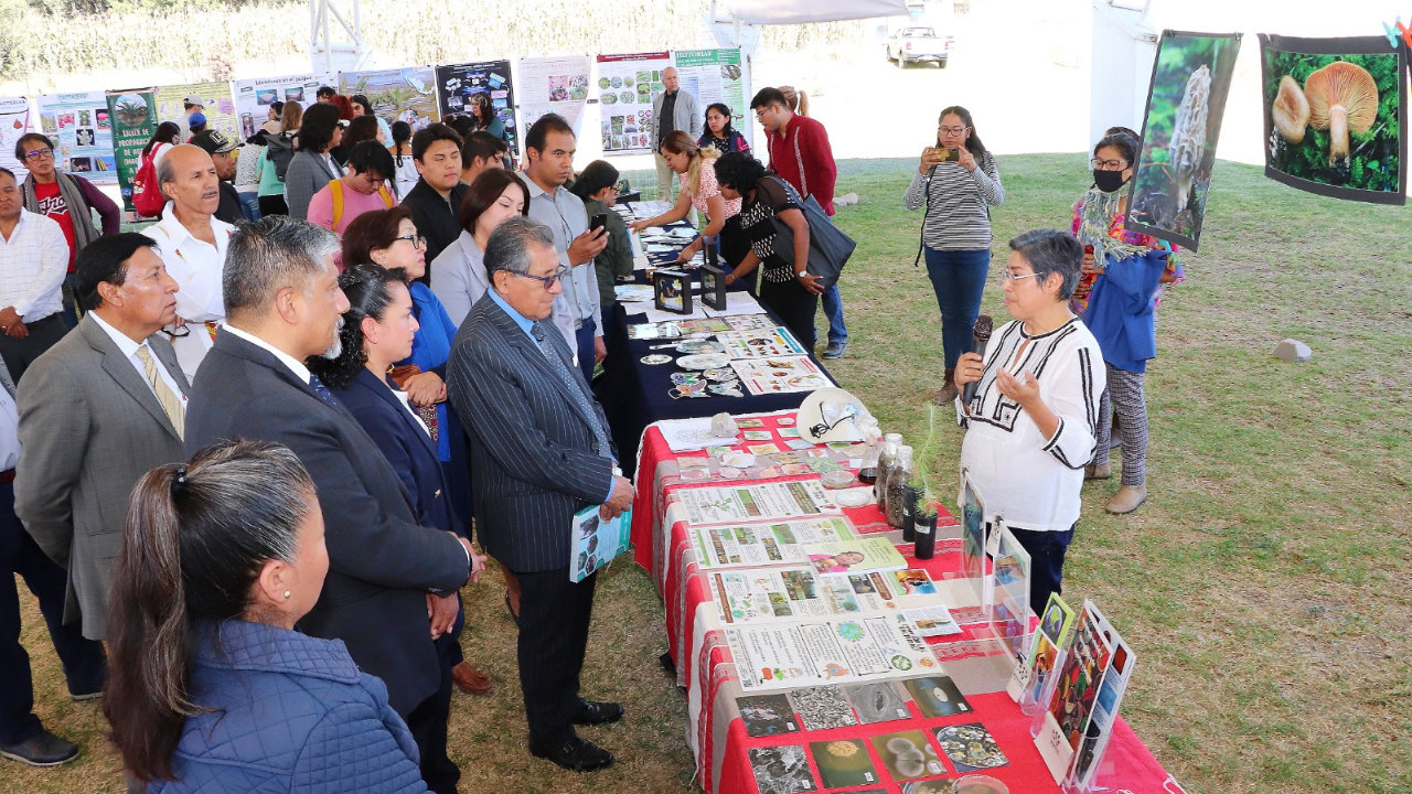 Celebró UATx aniversario del Centro de Investigaciones en Ciencias Biológicas