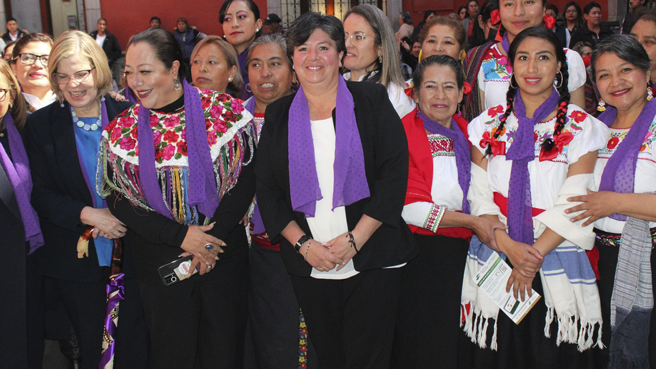 Vital que las mujeres se desarrollen en todos sentidos: presidenta municipal