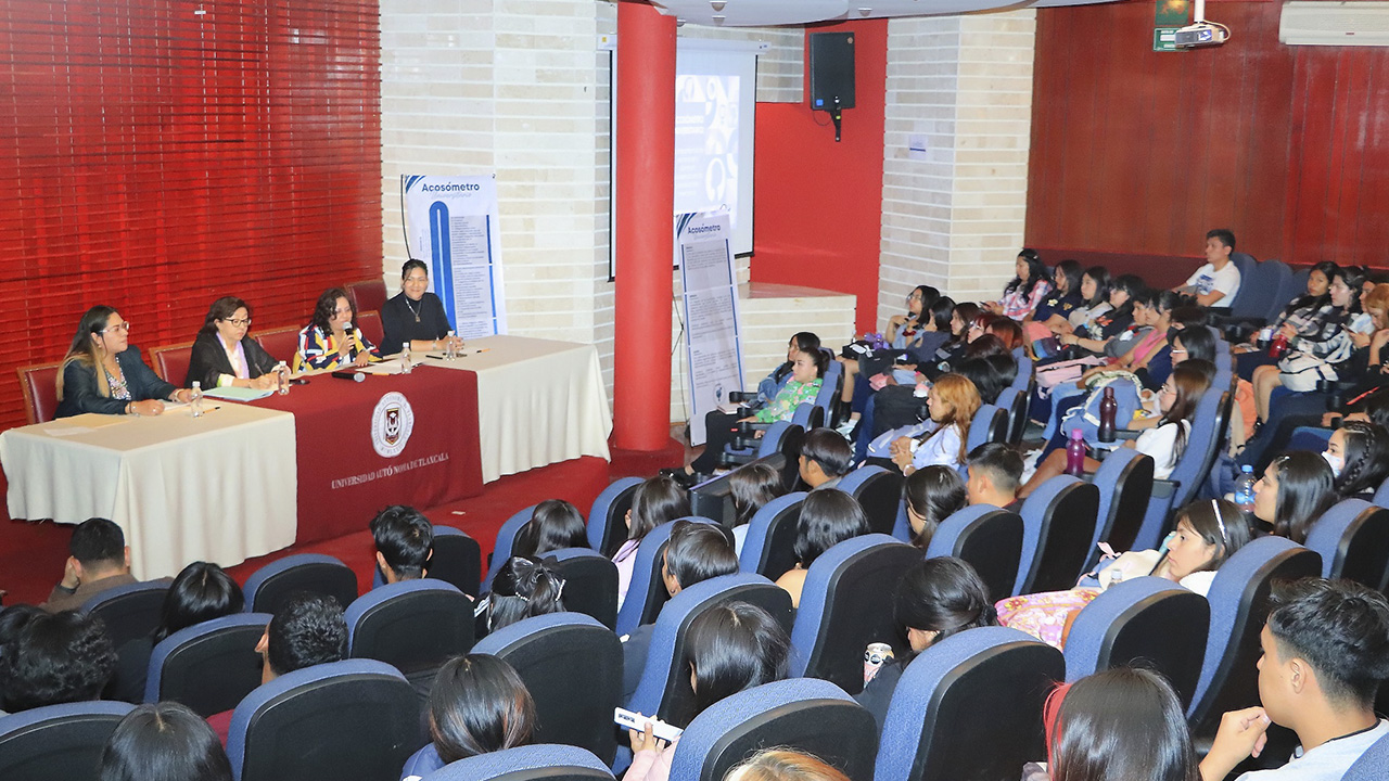 Inicia UATx actividades académicas en el marco del Día Internacional de la Mujer