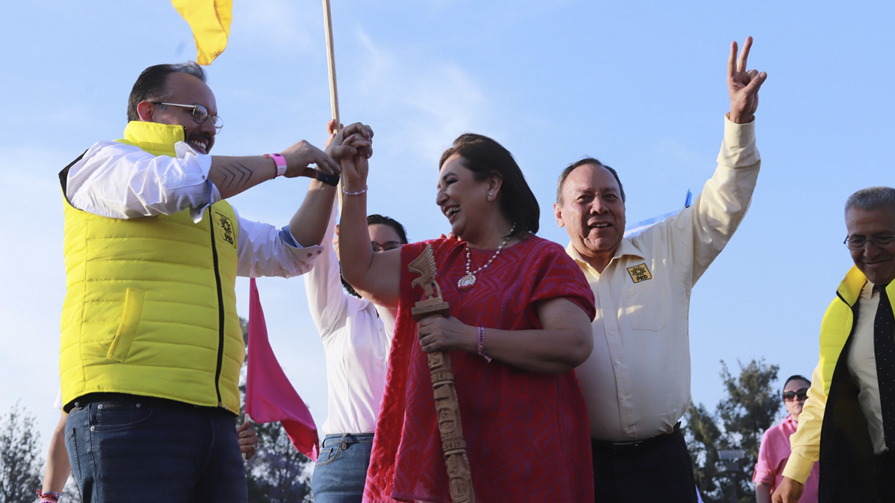 Cambrón coincide con Xóchitl en su llamado a la población a recuperar los Congresos.