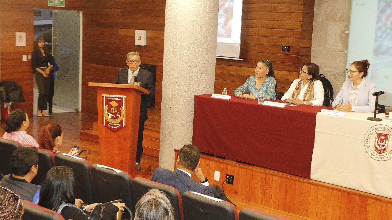 Inició en UATx curso sobre conciencia histórica para formación ciudadana