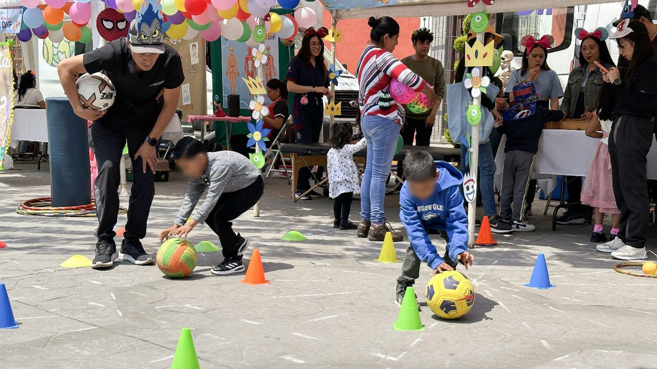 Con feria de la salud infantil celebra SMDIF de Huamantla el día de las niñas y niños