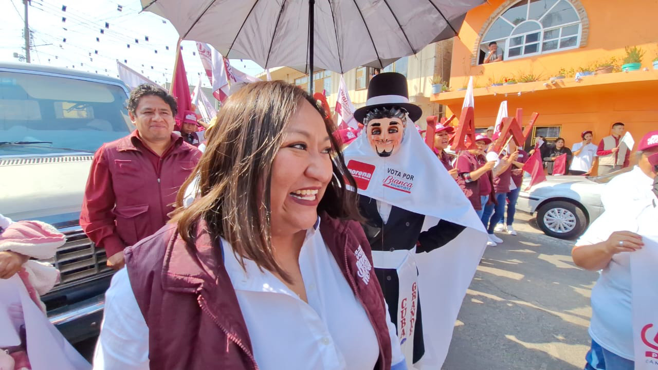 Comienza la caminata con Bianca Xochitiotzi en Contla de Juan Cuamatzi abrigada por ciudadanos