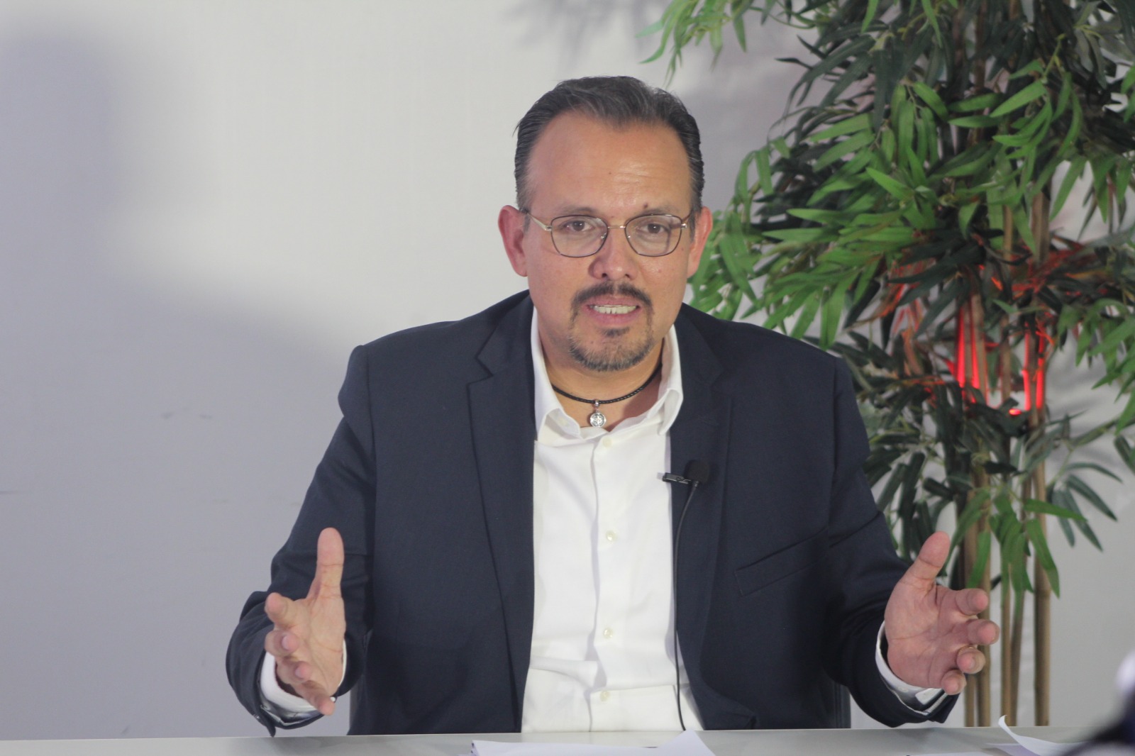 Fundamental la división de poderes: Juan Cambrón