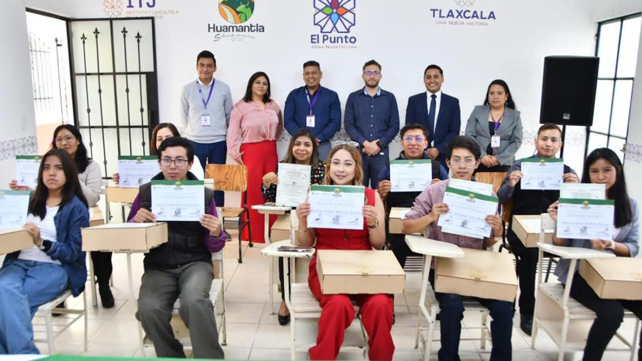 Culmina con éxito el curso de inglés básico realizado en la coordinación de juventud de Huamantla
