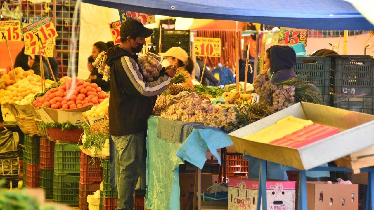 Este miércoles regresa el tianguis semanal a la explanada del recinto ferial en Huamantla