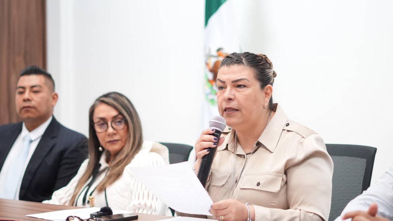 Presenta diputada Sandra Aguilar renuncia a su afiliación partidista
