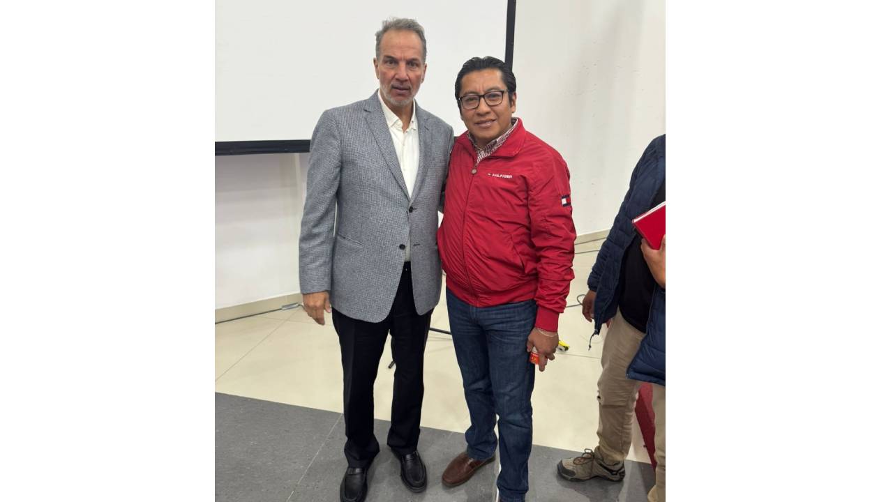 Presidente municipal gestiona ingreso al programa estatal peso a peso