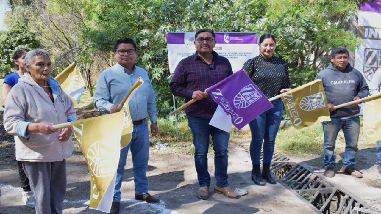 Inicia la ampliación de la red de agua potable en la calle Del Lago Norte, Zacatelco.