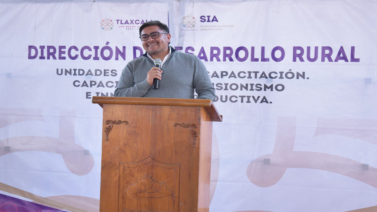 Impulso al sector ganadero, agrícola y emprendedor con Tecnomóviles en Zacatelco.
