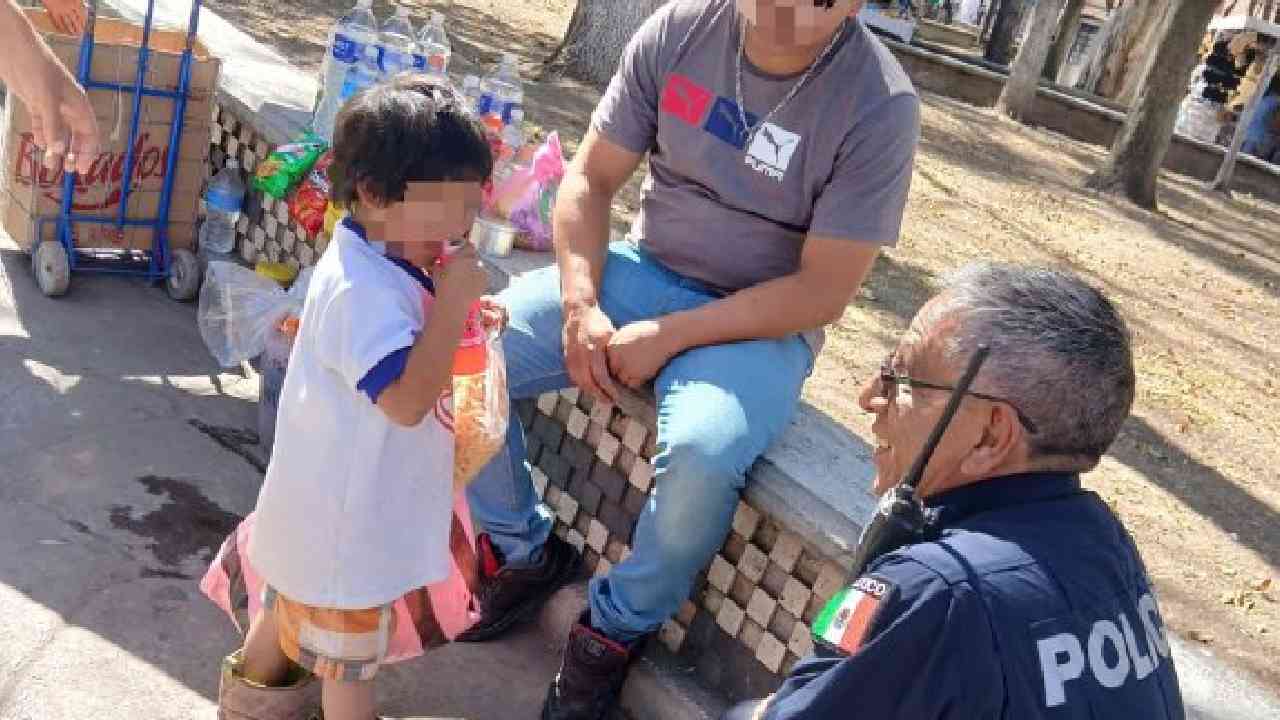 Localiza policía municipal a menor reportado como extraviado en parque de Apizaco